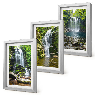 Triptych v ráme Vodopády v zelenom prostredí s kameňmi a vodou