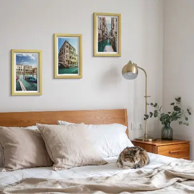 Výhľady na Benátky s kanálmi a mestskou architektúrou triptych v ráme