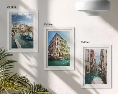 Výhľady na Benátky s kanálmi a mestskou architektúrou triptych v ráme
