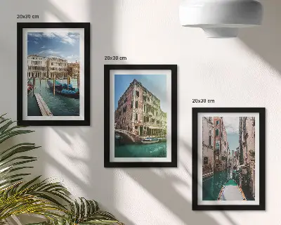 Výhľady na Benátky s kanálmi a mestskou architektúrou triptych v ráme
