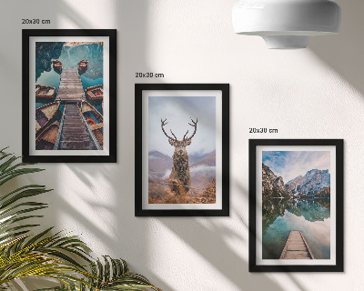 Triptych v ráme Jazero s loďkami, jeleňmi a horskou krajinou