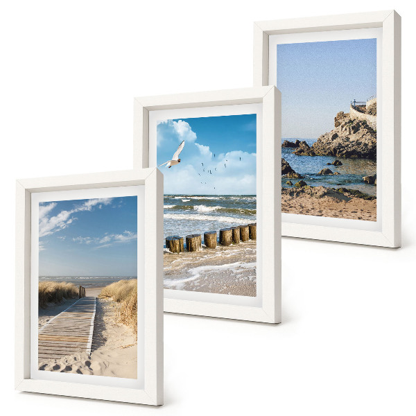 Triptych v ráme Pláž s dreveným chodníkom, morom a prímorskými útesmi