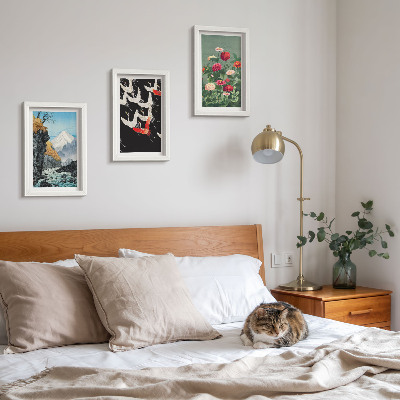 Triptych v ráme Hory s vodopádom, vtáky za letu a farebné kvety