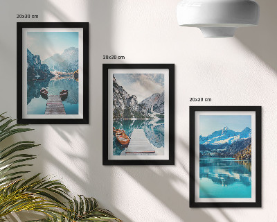 Triptych v ráme Horské jazerá s loďkami a odrazmi vo vode