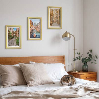 Triptych v ráme Očarujúce uličky a fontány v malebnej architektúre