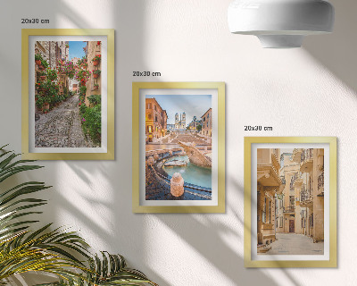Triptych v ráme Očarujúce uličky a fontány v malebnej architektúre