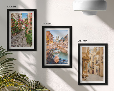 Triptych v ráme Očarujúce uličky a fontány v malebnej architektúre