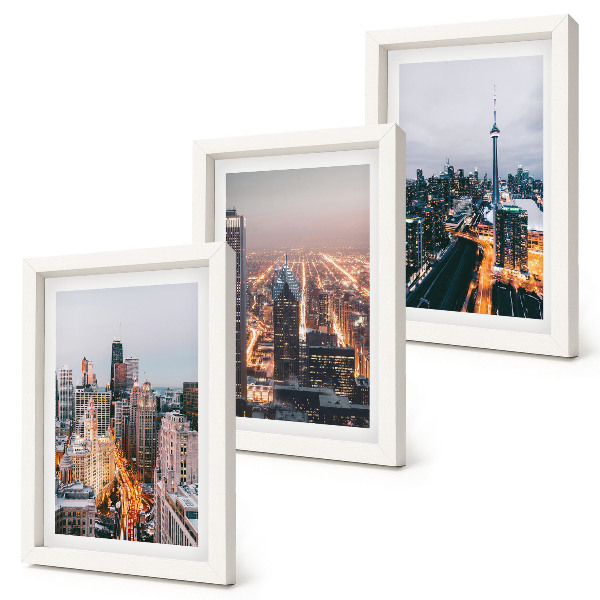 Triptych v ráme Výhľady na nočné mesto s mrakodrapmi a svetlami
