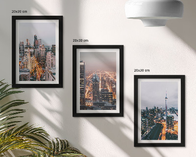 Triptych v ráme Výhľady na nočné mesto s mrakodrapmi a svetlami