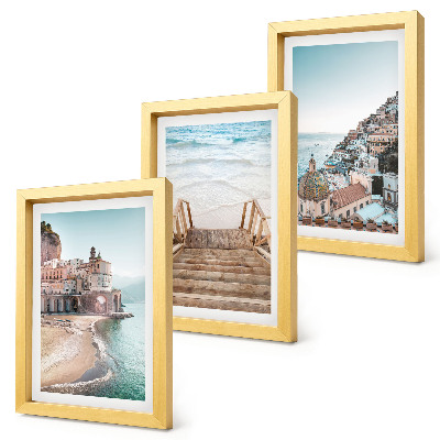 Triptych v ráme Letné pastelové výhľady s prímorskou architektúrou a plážou