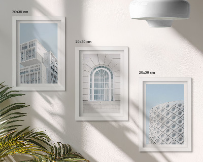 Triptych v ráme Moderná architektúra, minimalizmus a geometria