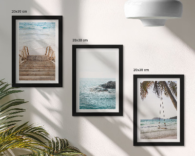 Triptych v ráme Schody na pláž, výhľad na more a hojdačka v tvare palmy