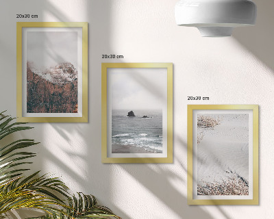 Triptych v ráme Hory, oblaky, more a piesok v prírodných odtieňoch