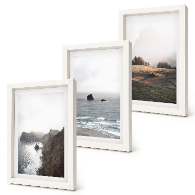 Triptych v ráme Horské a morské krajiny s oblakmi a lesmi
