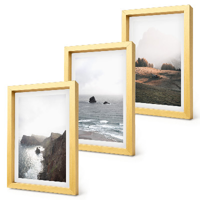 Triptych v ráme Horské a morské krajiny s oblakmi a lesmi