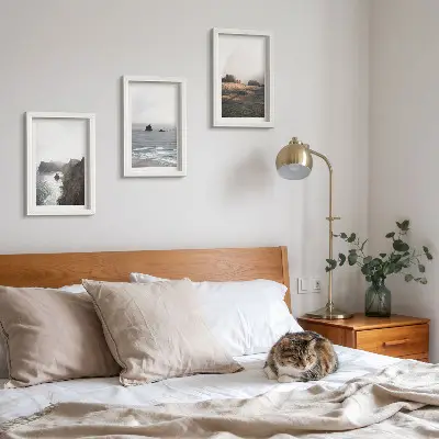 Horské a morské krajiny s oblakmi a lesmi triptych v ráme