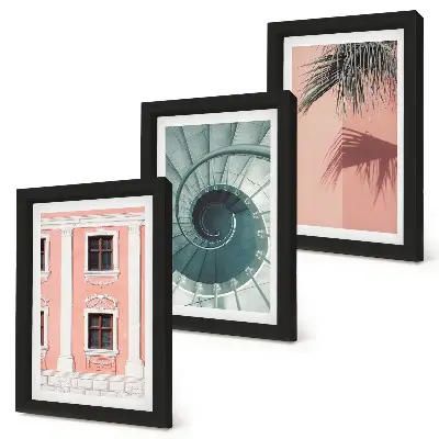 Pastelovo tónovaná architektúra a špirálové vzory triptych v ráme