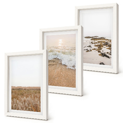 Triptych v ráme Pláž s vlnami a morskými kameňmi v lete
