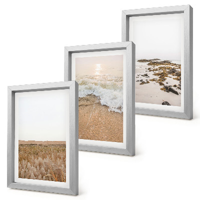 Triptych v ráme Pláž s vlnami a morskými kameňmi v lete