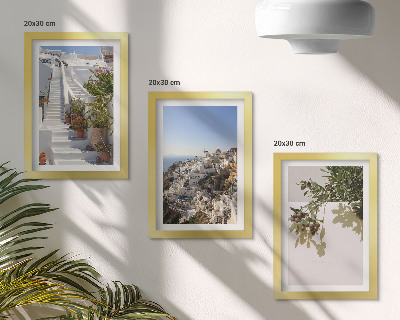 Triptych v ráme Biele schody na Santorini s výhľadom na mesto