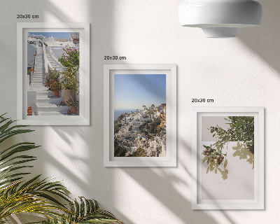 Triptych v ráme Biele schody na Santorini s výhľadom na mesto