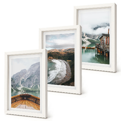 Triptych v ráme Výhľad na hory nad jazerom s loďou a plážovou krajinou