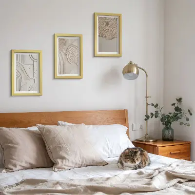 Abstraktné vzory v odtieňoch béžovej a bielej triptych v ráme