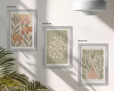 Triptych v ráme s kvetinovými motívmi a minimalistickými vzormi v boho štýle