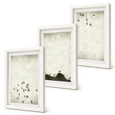 Triptych v ráme Vtáky za letu maľované minimalistickým štýlom