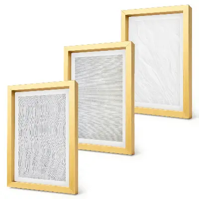 Jasné vzory štruktúr strún v piesku triptych v ráme