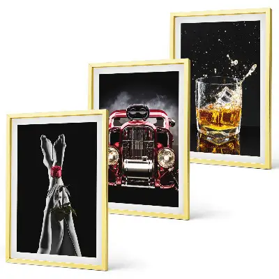 Sada nástenných dekorácií dámske nohy s ružovým autom a whisky