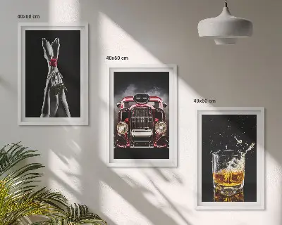 Sada nástenných dekorácií dámske nohy s ružovým autom a whisky