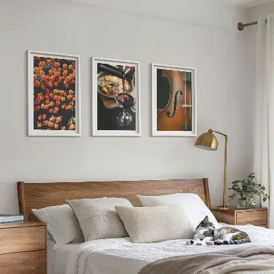 Nástenná galéria vintage kvety s vínom a husľami