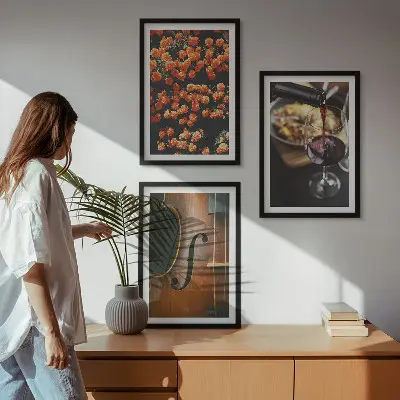 Nástenná galéria vintage kvety s vínom a husľami