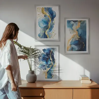 Sada nástenných dekorácií s modrými abstraktnými vzormi