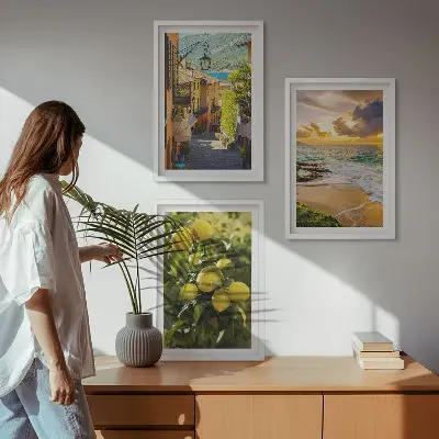 Sada nástenných dekorácií s motívom ulice, mora, pláže a citrusových stromov