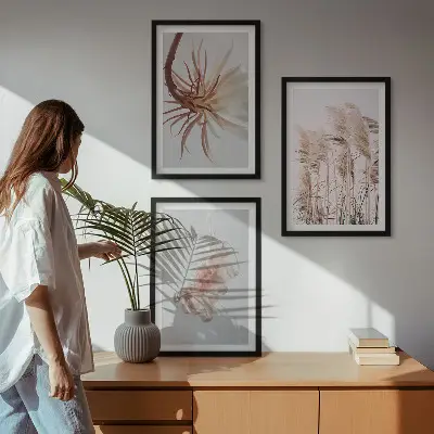 Sada nástenných dekorácií svetlé pozadie s kvetmi trávy