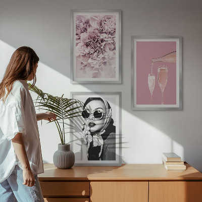 Sada nástenných dekorácií Ružové kvety a elegantná dáma