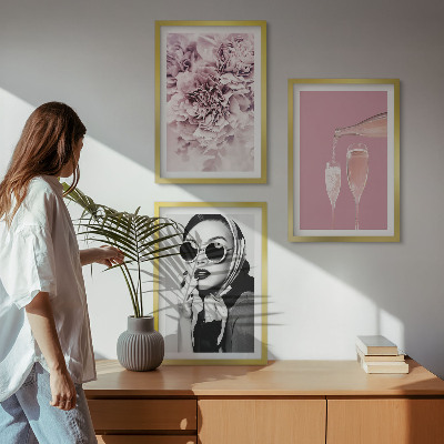 Sada nástenných dekorácií Ružové kvety a elegantná dáma