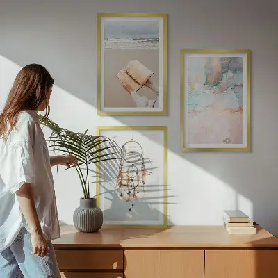 Nástenná galéria abstraktný motív knihy o mori v boho štýle