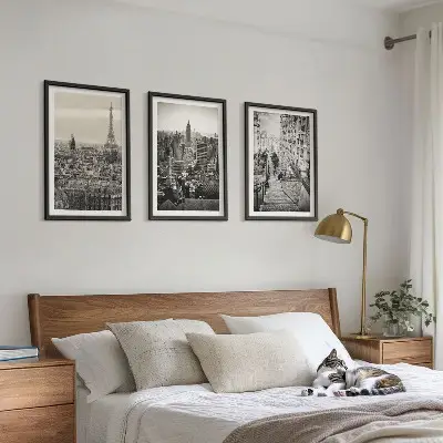 Nástenná galéria výhľady na Paríž a New York so schodiskom