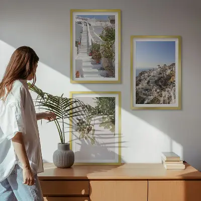 Sada nástenných dekorácií biele schody s výhľadom na Santorini