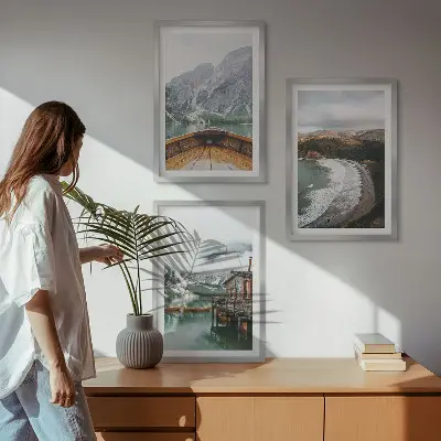 Sada nástenných dekorácií s motívom hôr, jazera, lode, pláže a krajiny