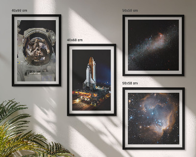 Zarámovaný set obrazov Astronauti pristávajúci na Mesiaci