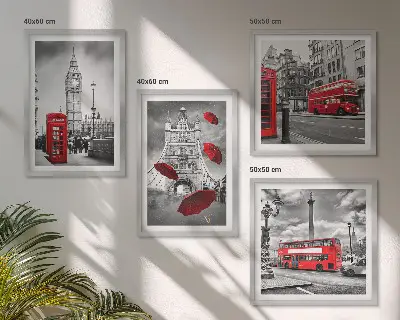 Zarámovaný set obrazov so svetlým pozadím listov ginkga
