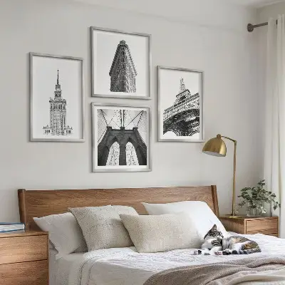 Dekoratívna sada obrazov architektúra v čiernobielom minimalizme