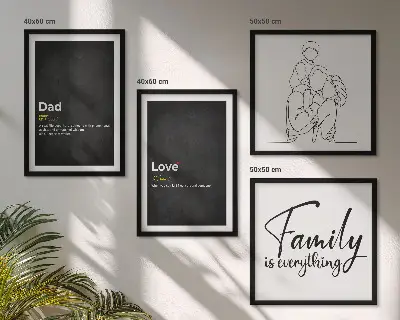 Zarámovaný set obrazov definície lásky v rodinnej line-art grafike
