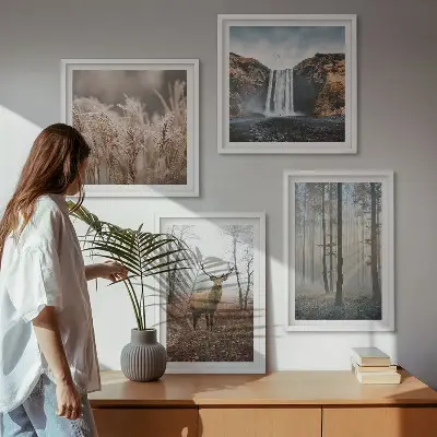 Zarámovaný set obrazov s motívom lesnej divokej krajiny