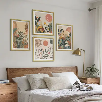 Zarámovaný set obrazov s rastlinnými motívmi vo farbách