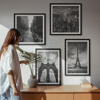 Zarámovaný set obrazov Monochromatické mostné veže